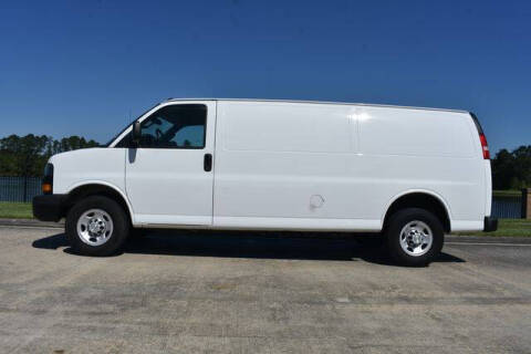 2023 Chevrolet Express 2500