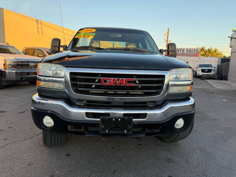 2006 GMC Sierra 2500HD