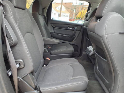 2015 GMC Acadia SLE-2