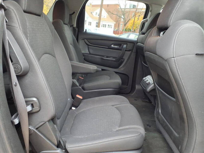 2015 GMC Acadia SLE-2