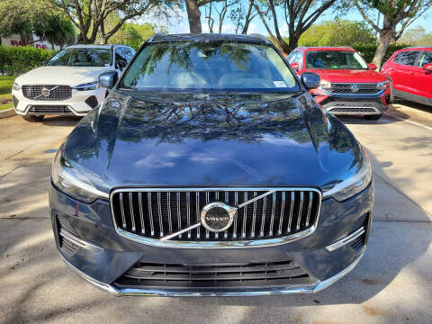 2023 Volvo XC60 B5 Plus Bright Theme