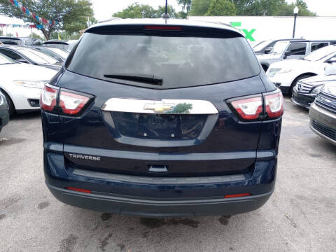 2017 Chevrolet Traverse LS