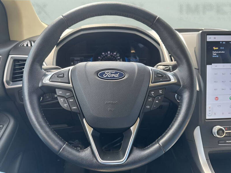 2022 Ford Edge SEL