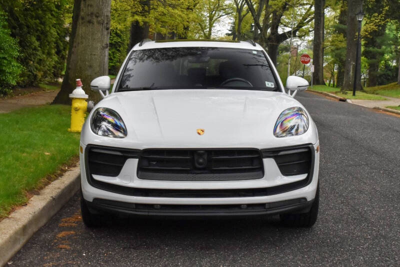 2022 Porsche Macan
