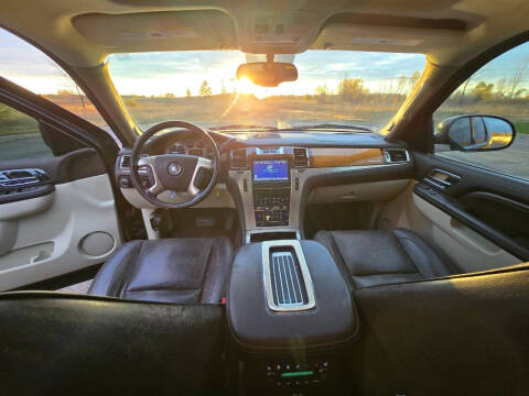 2013 Cadillac Escalade Platinum Edition