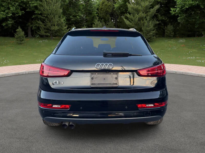 2017 Audi Q3 2.0T Premium