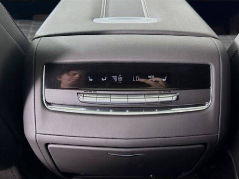 2024 Cadillac Escalade Sport Platinum