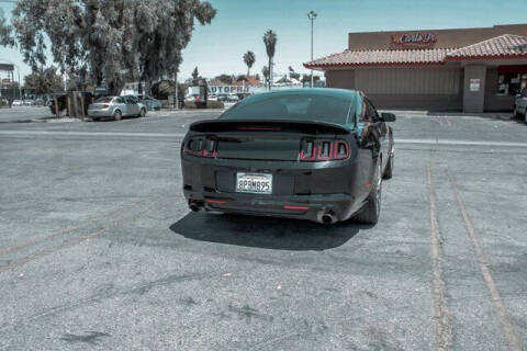 2014 Ford Mustang V6