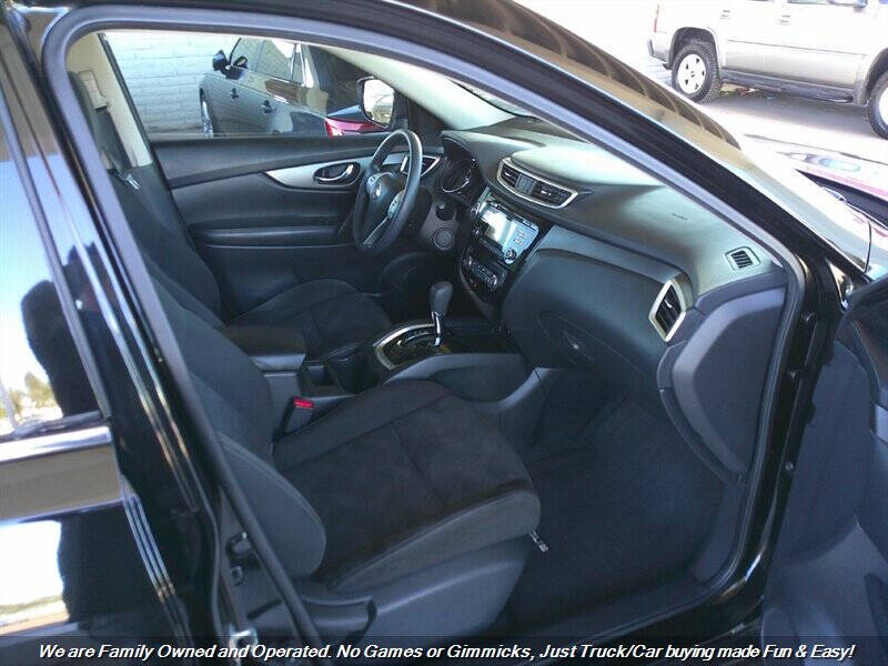 2015 Nissan Rogue SV