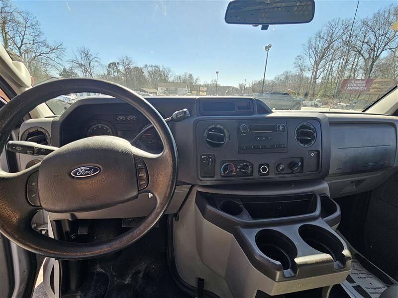 2012 Ford E-Series E-250