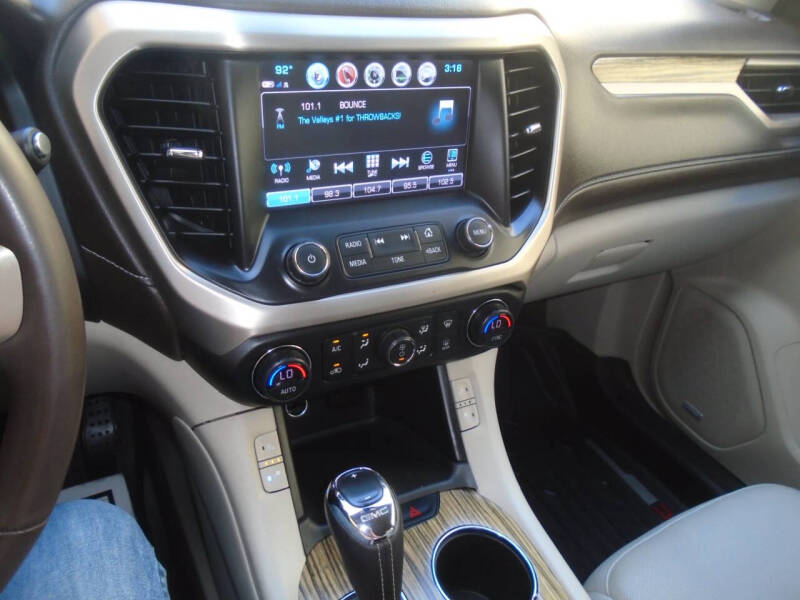 2019 GMC Acadia Denali