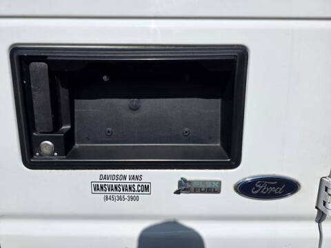 2011 Ford E-Series E-350 SD