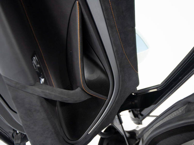 2025 McLaren 750S