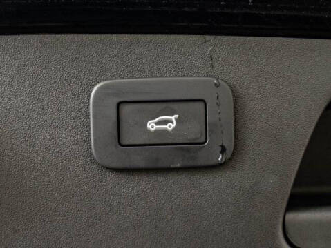 2024 Jaguar E-PACE P250 R-Dynamic SE