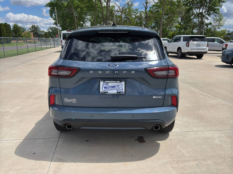 2024 Ford Escape ST-Line