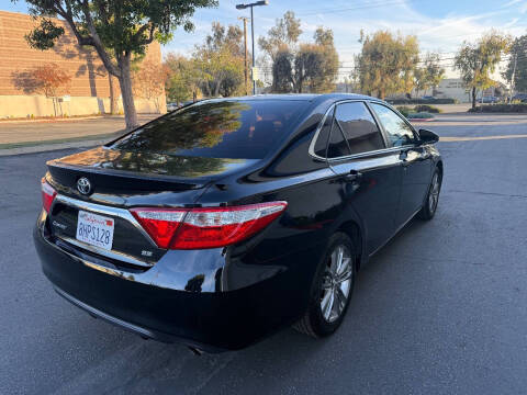 2015 Toyota Camry SE