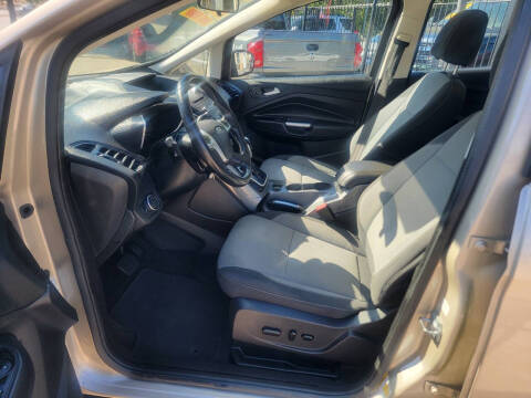 2017 Ford C-MAX Energi SE