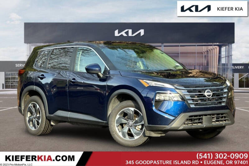 2024 Nissan Rogue SV's photo