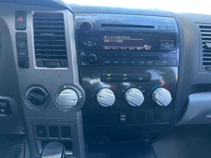 2011 Toyota Tundra Grade