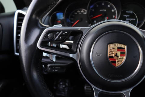 2017 Porsche Cayenne GTS