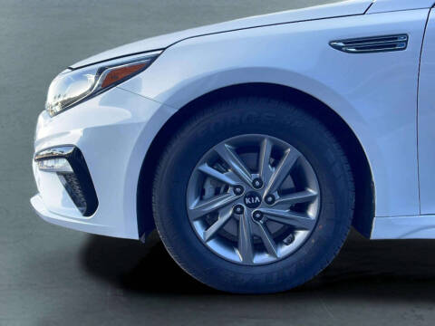 2019 Kia Optima LX