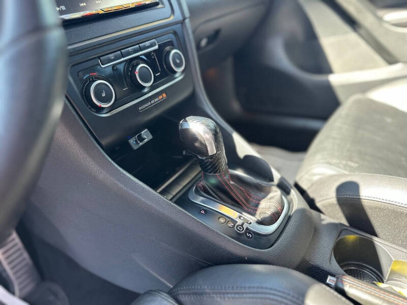 2011 Volkswagen GTI Autobahn PZEV