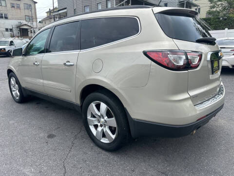 2013 Chevrolet Traverse LTZ