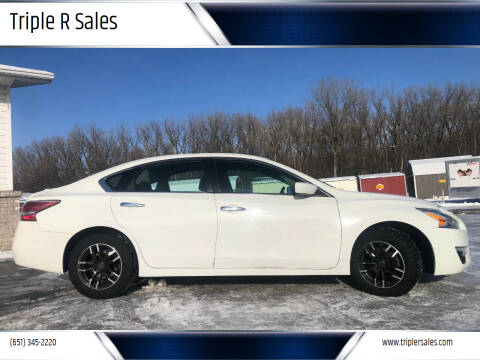 2015 Nissan Altima for sale at Triple R Sales in Lake City MN