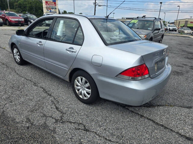 2004 Mitsubishi Lancer for sale at QUEENSGATE AUTO SALES in York, PA