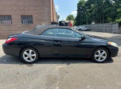 2005 Toyota Camry Solara SE