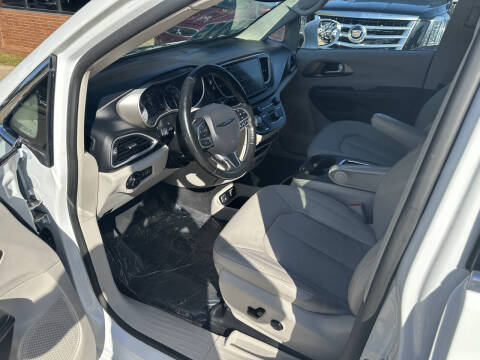 2021 Chrysler Pacifica Touring L