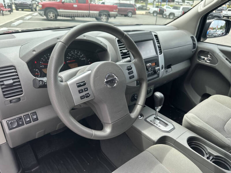 2021 Nissan Frontier SV