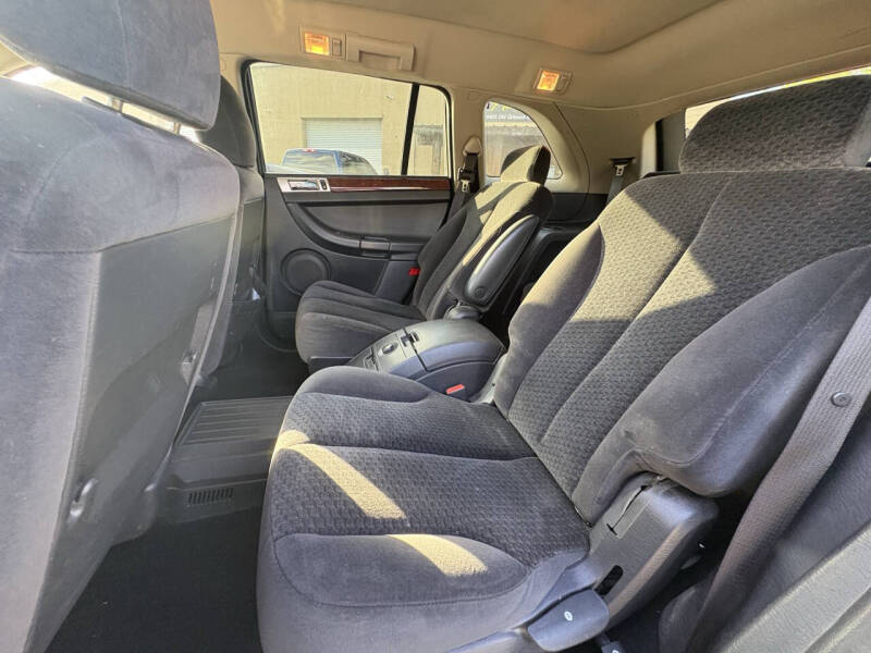 2005 Chrysler Pacifica Touring