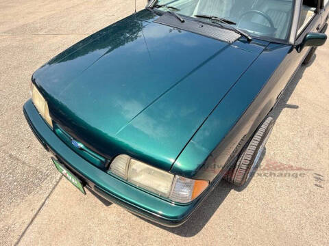 1990 Ford Mustang