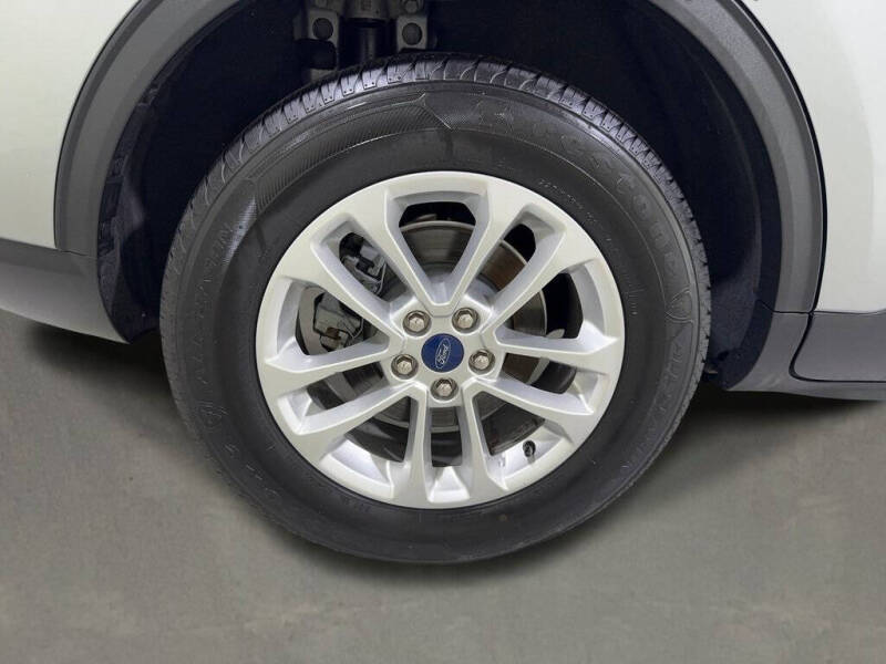 2021 Ford Escape Hybrid SE