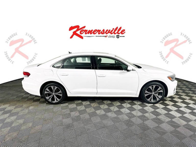 2022 Volkswagen Passat SE