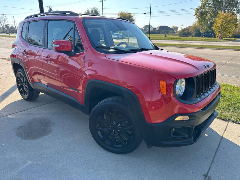 Used 2018 Jeep Renegade Altitude Package with VIN ZACCJBBB8JPG78379 for sale in Oak Creek, WI