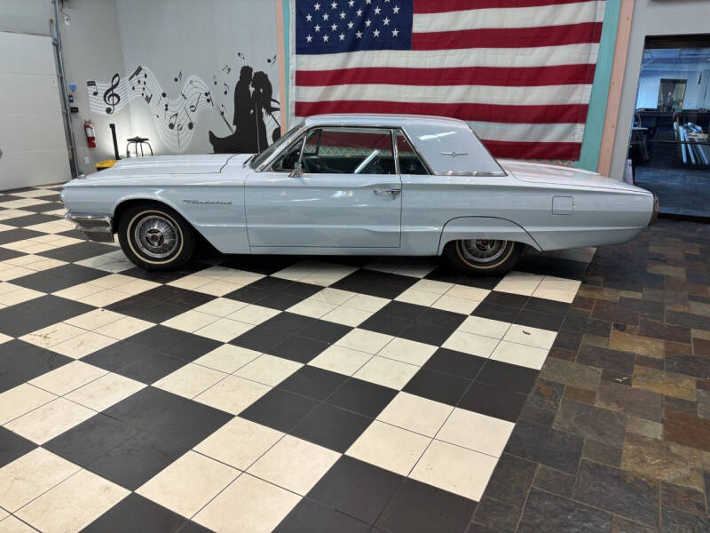 1964 Ford Thunderbird