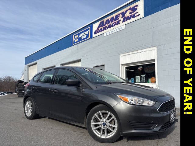 2018 Ford Focus SE's photo