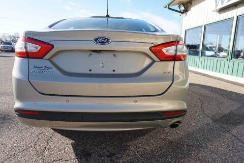 2015 Ford Fusion SE