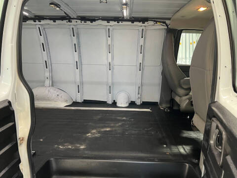 2019 Chevrolet Express 2500