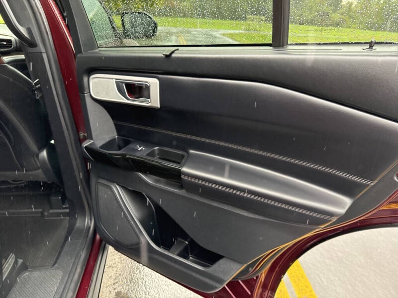 2022 Ford Explorer Platinum