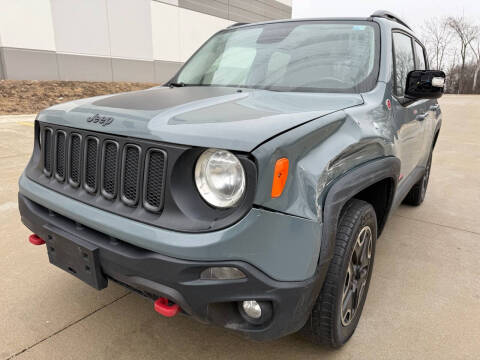 2015 Jeep Renegade for sale at ELMHURST CAR CENTER in Elmhurst IL