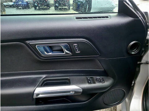2015 Ford Mustang V6