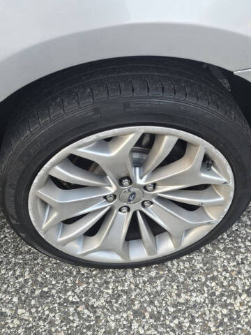 2013 Ford Taurus Limited