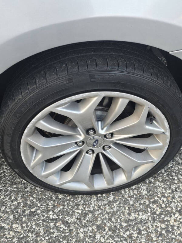 2013 Ford Taurus Limited