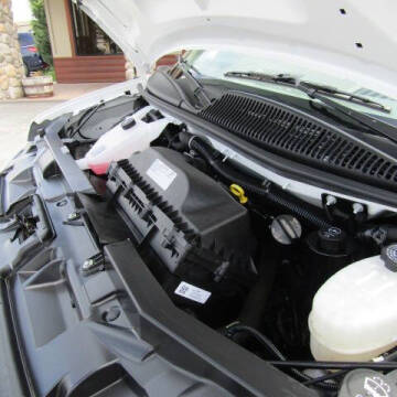 2025 Chevrolet Express LT 3500