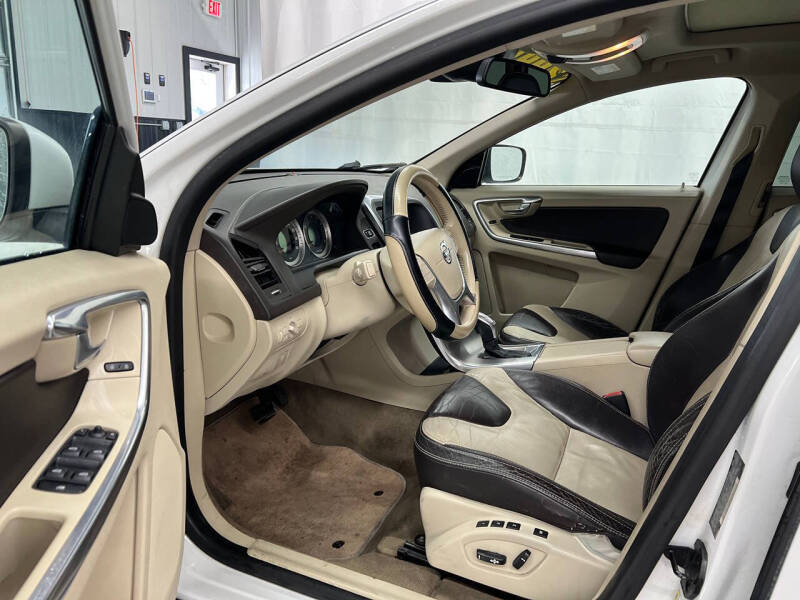 2013 Volvo XC60 3.2 Premier Plus