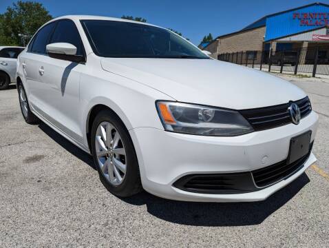 2013 Volkswagen Jetta for sale at AutoMax Used Cars of Toledo in Oregon OH