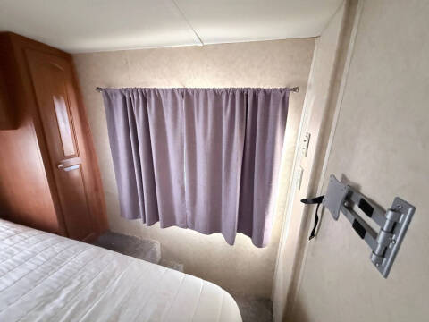 2006 Ford E-Series E-450 SD